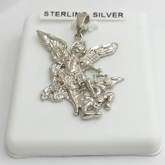 Pendants - 925 Sterling Silver. Saint Michael Archangel - San Miguel Arcangel.