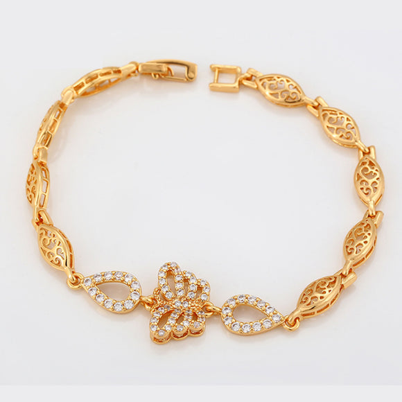 Bracelets - 18K Gold Plated. Butterfly with clear crystals. *Premium Q*