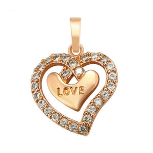 Pendants - 18K Gold Plated. Love Heart w crystals. *Premium Q*