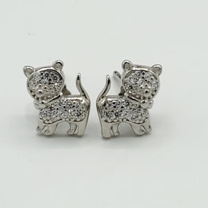 Earrings - 925 Sterling Silver. Dog Stud Earrings. (1 Pair)