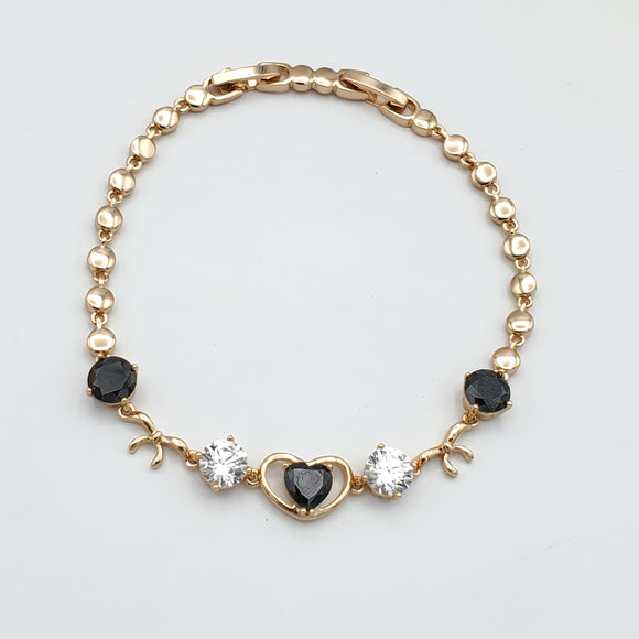 Bracelets - 18K Gold Plated. Hearts and Bows Bracelet. *Premium Q*