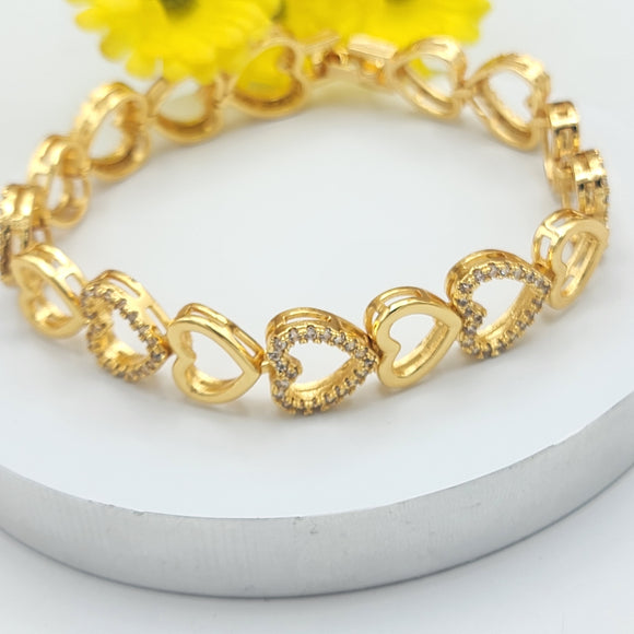 Bracelets - Yellow Gold Plated. Hearts Chain - Clear Crystals. *Premium Q*