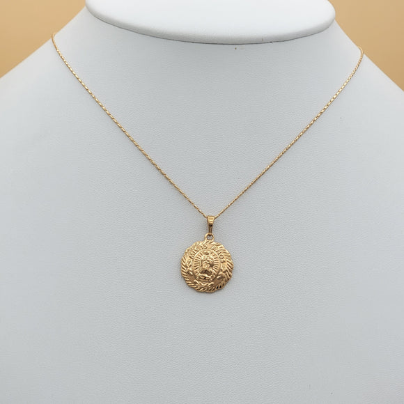 Necklace - 18K Gold Plated. 
