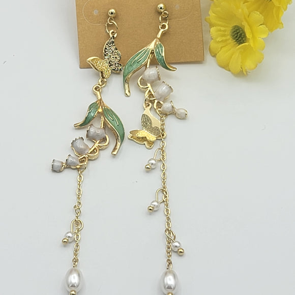 Earrings - 14K Gold Plated. Butterflies - Pearls - Green Nature. Long.