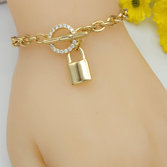 Bracelets - 14K Gold Plated. Padlock Bracelet. (Small size 6.5in) Candado *Premium Q*