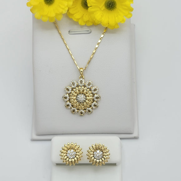 Sets - 14K Gold Plated.  Sunflower Pendant - Chain - Earrings Set. *Premium Q*