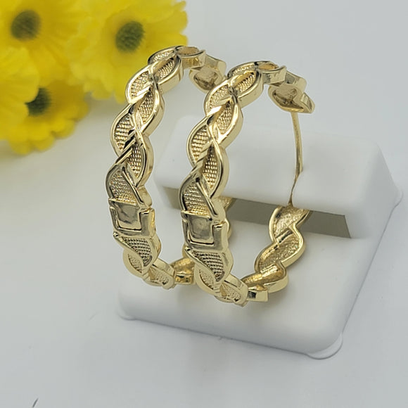 Earrings - 14K Gold Plated. Diamond Cut Hoops. *Premium Q*